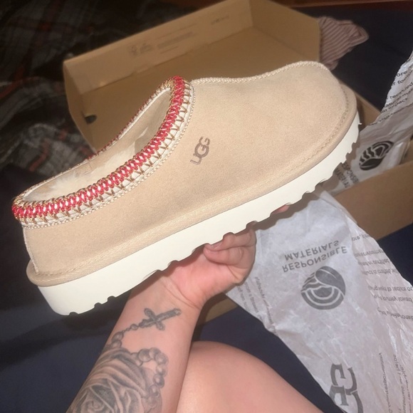 UGG Tasman Slippers - Picture 2 of 3